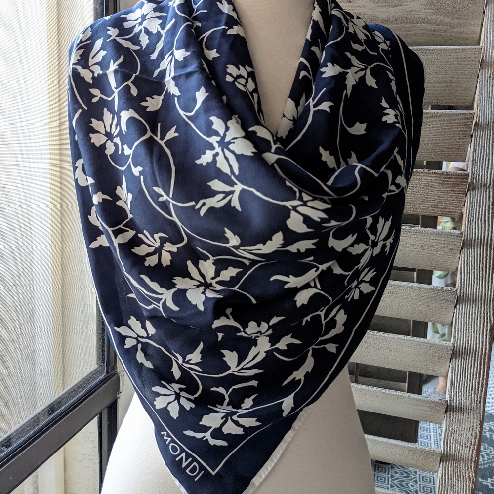 MONDI | silk Scarf dark blue and white floral Made in Italy